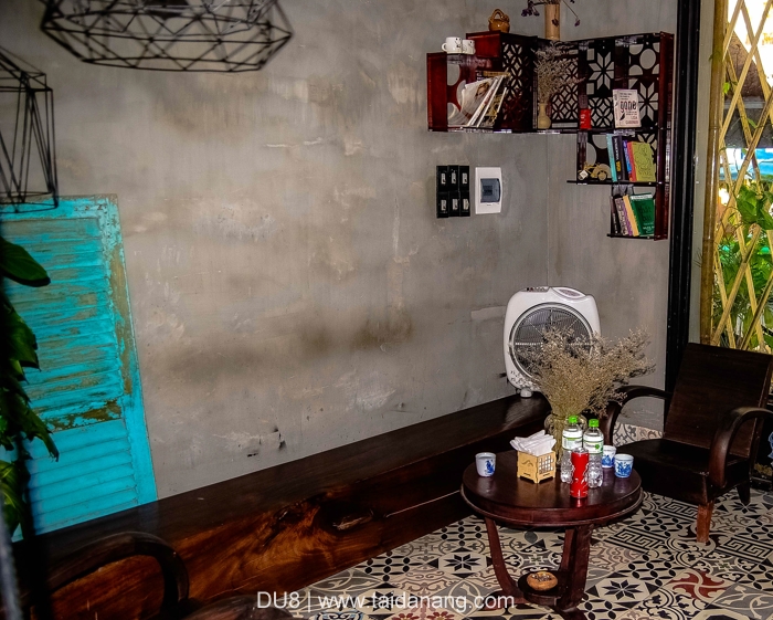 Memory hoste Da Nang