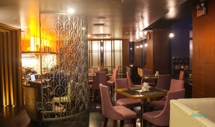Air Restaurant & Bar