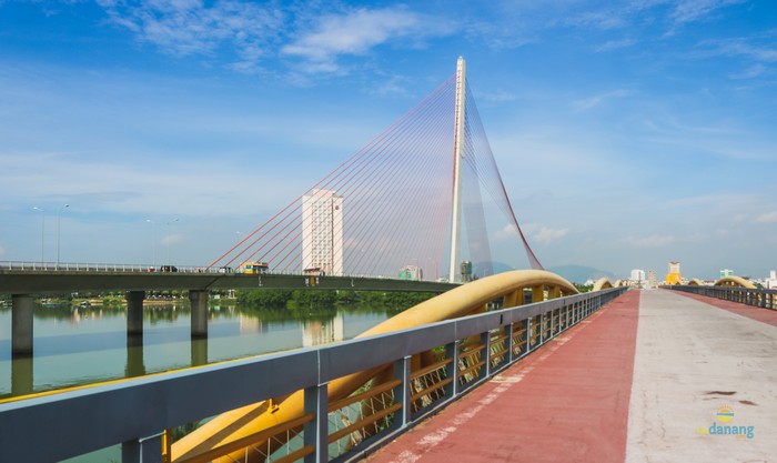 cau di bo da nang