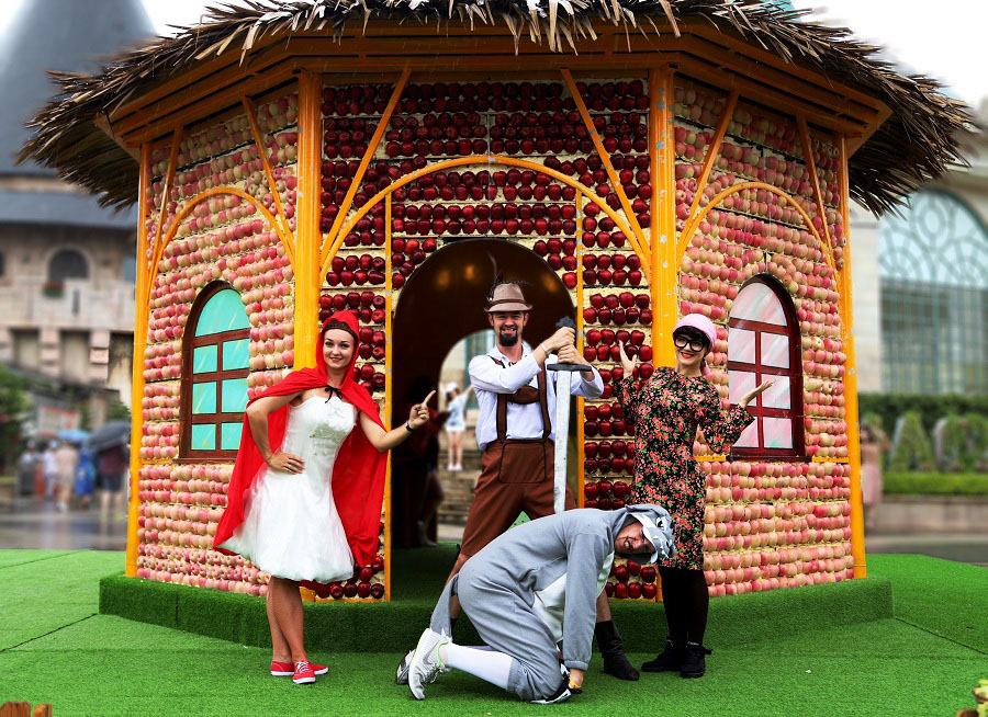 hon-10-tan-bi-ngo-tao-duoc-dung-de-trang-tri-halloween-sun-world-ba-na-hills - 03
