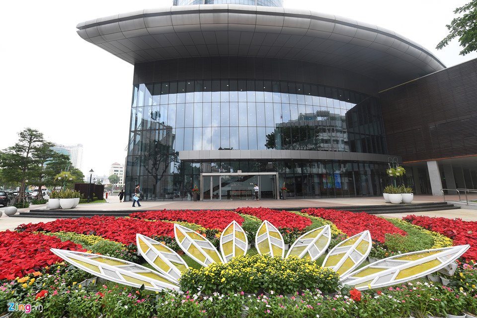 Da Nang rang ngoi chao don Tuan le cap cao APEC - 6